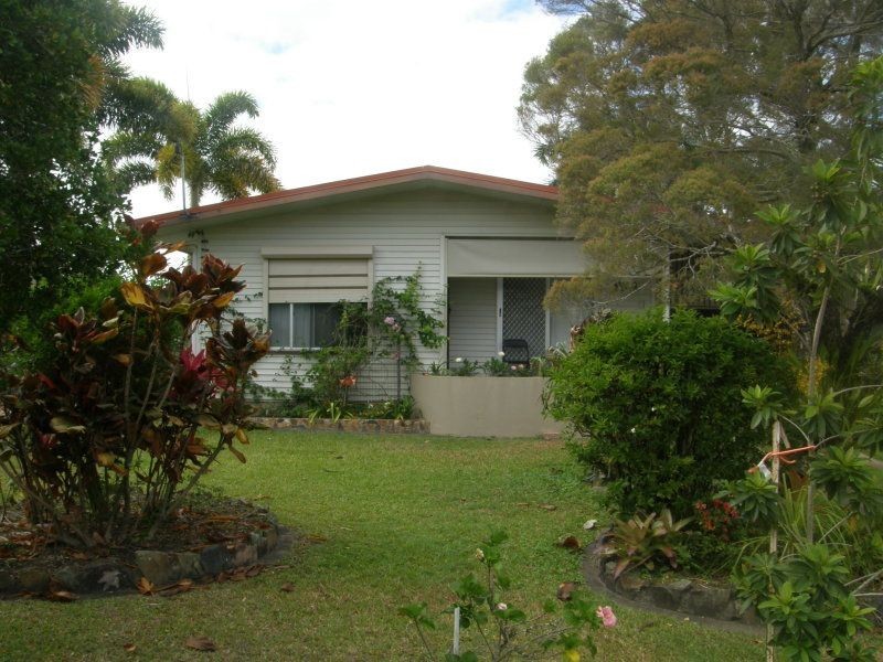 8 Sterry, Proserpine QLD 4800
