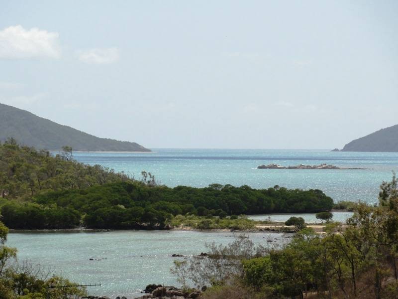 19 Gloucester Avenue, Hideaway Bay QLD 4800