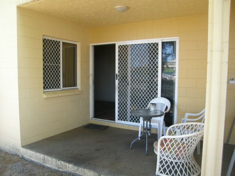 1/2 Robert, Proserpine QLD 4800