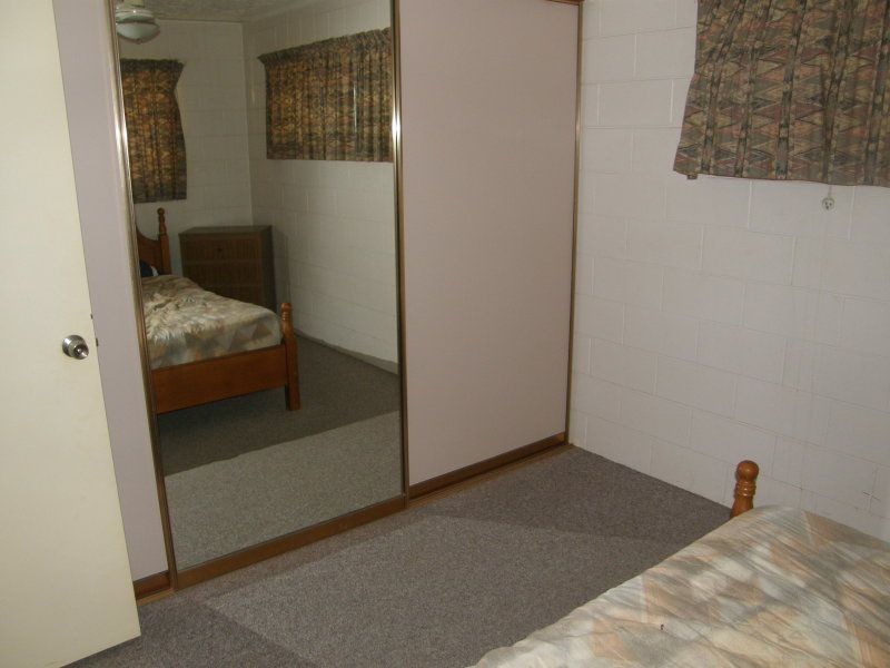 1/2 Robert, Proserpine QLD 4800