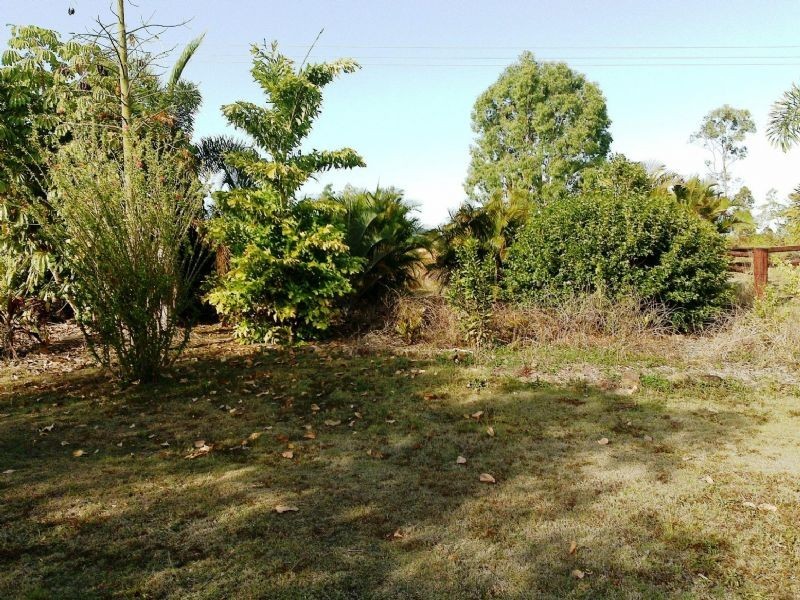 118 Whitsunday Dr, Bloomsbury QLD 4799