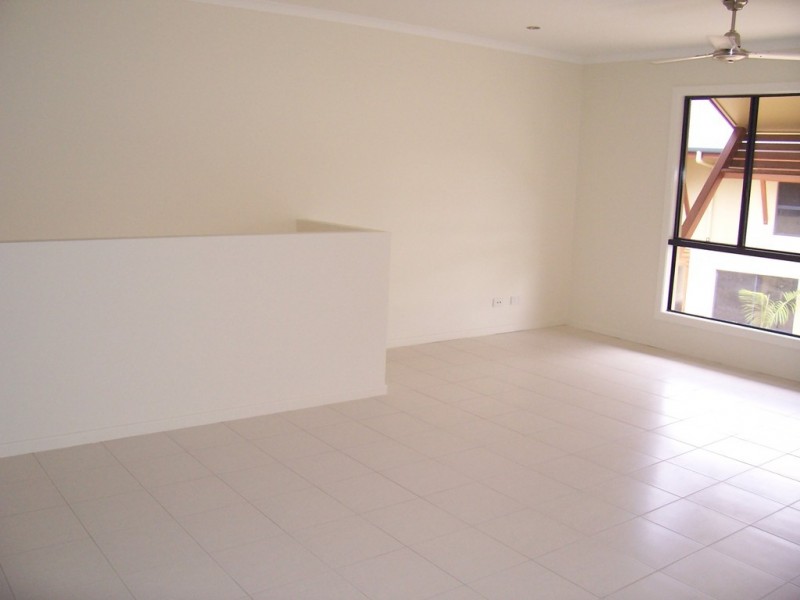 2/16 Marathon, Proserpine QLD 4800