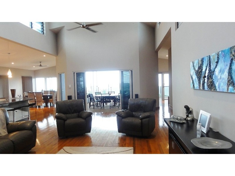 16 Blackcurrant Drive, Hideaway Bay QLD 4800