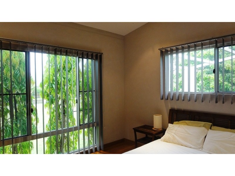 16 Blackcurrant Drive, Hideaway Bay QLD 4800