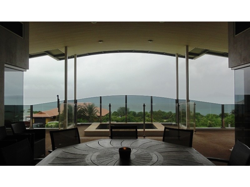 16 Blackcurrant Drive, Hideaway Bay QLD 4800