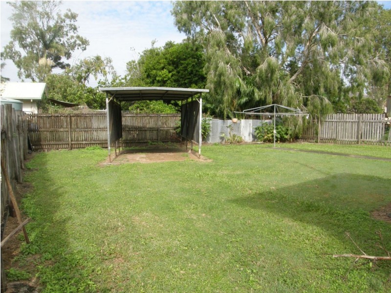 8 Davy Avenue, Proserpine QLD 4800