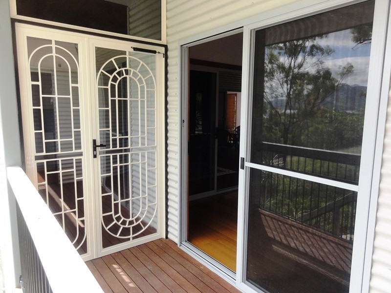 29 Gloucester Avenue, Hideaway Bay QLD 4800