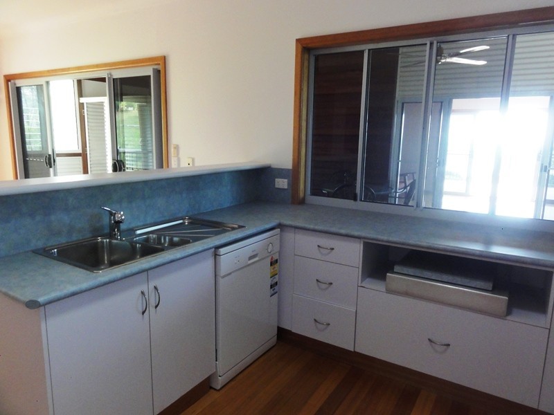 29 Gloucester Avenue, Hideaway Bay QLD 4800