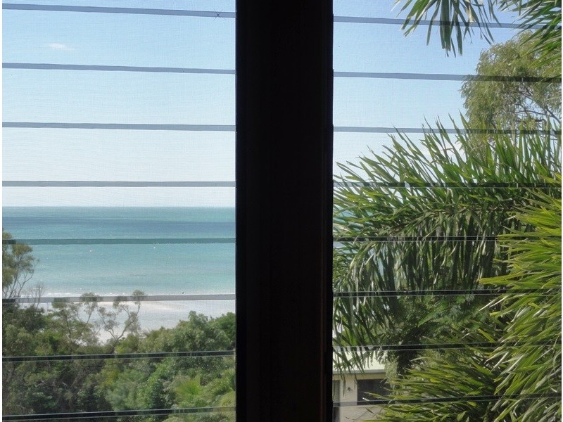 29 Gloucester Avenue, Hideaway Bay QLD 4800