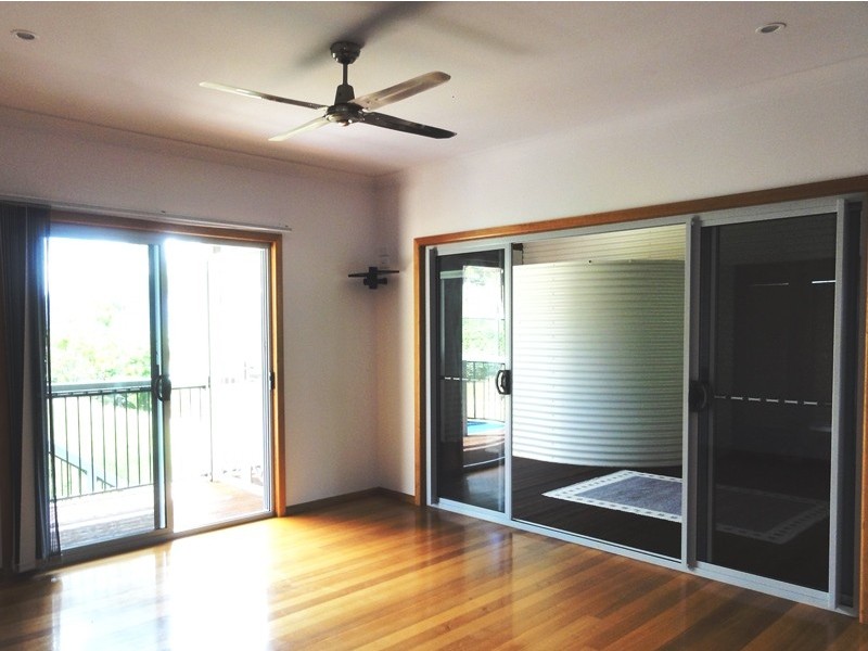 29 Gloucester Avenue, Hideaway Bay QLD 4800