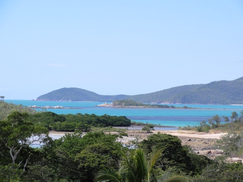 29 Gloucester Avenue, Hideaway Bay QLD 4800