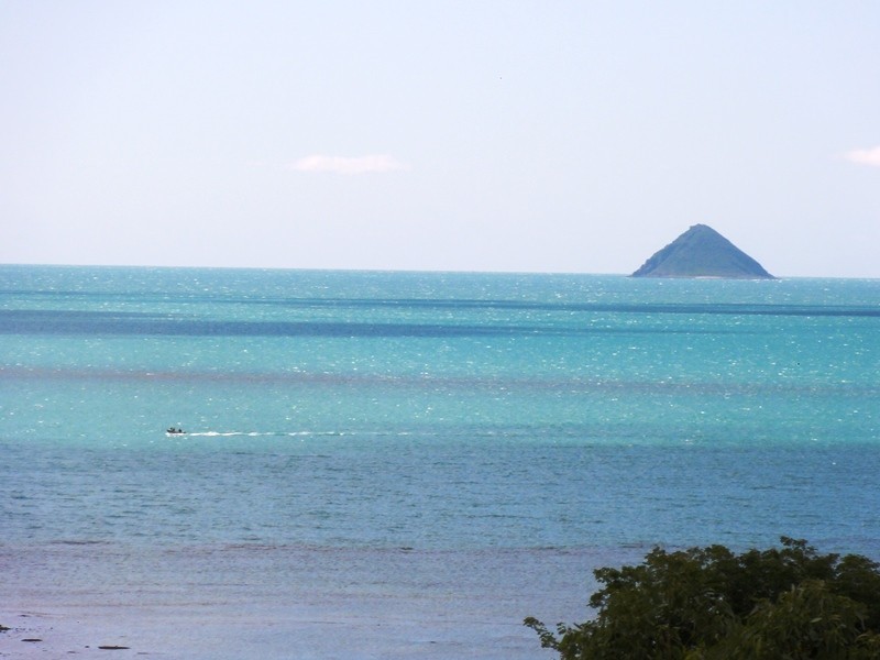 15 Blackcurrant Drive, Hideaway Bay QLD 4800