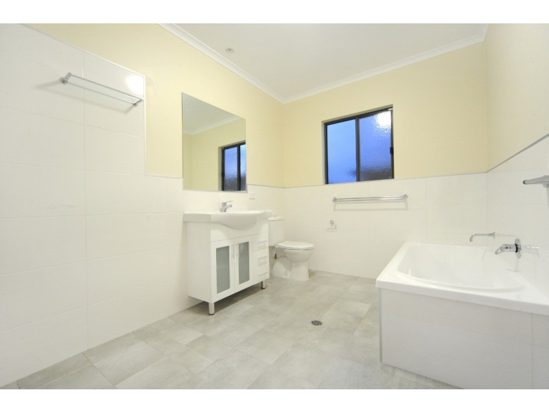 22 Damson Cres, Proserpine QLD 4800