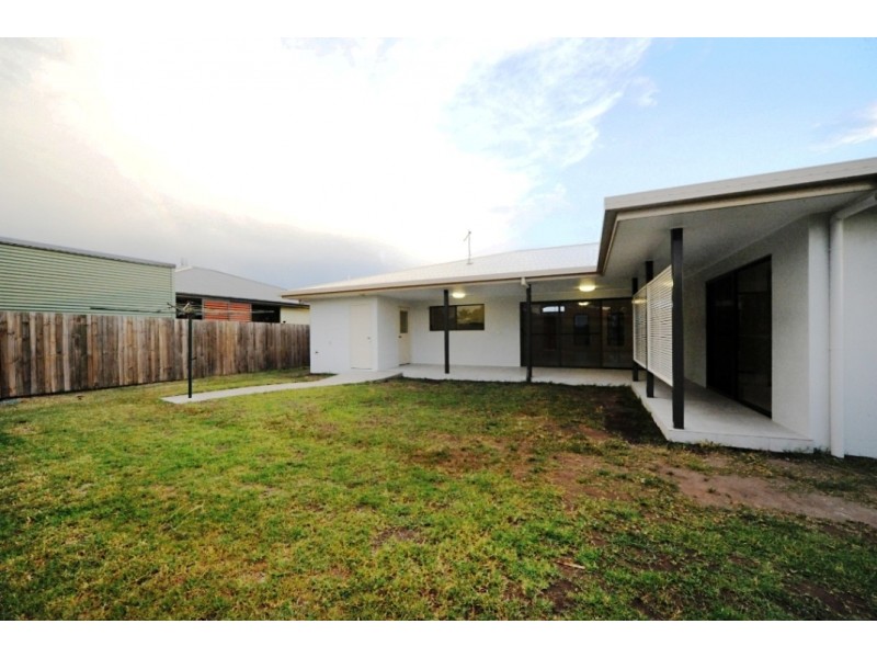 22 Damson Cres, Proserpine QLD 4800