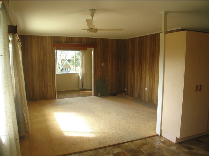 2 Daybell Street, Proserpine QLD 4800