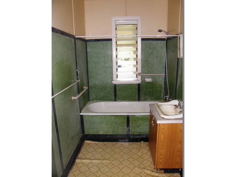 6 Renwick Road, Proserpine QLD 4800