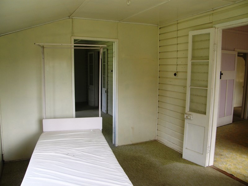 6 Renwick Road, Proserpine QLD 4800