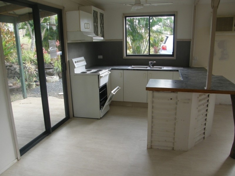 110 Whitsunday Drive, Bloomsbury QLD 4799