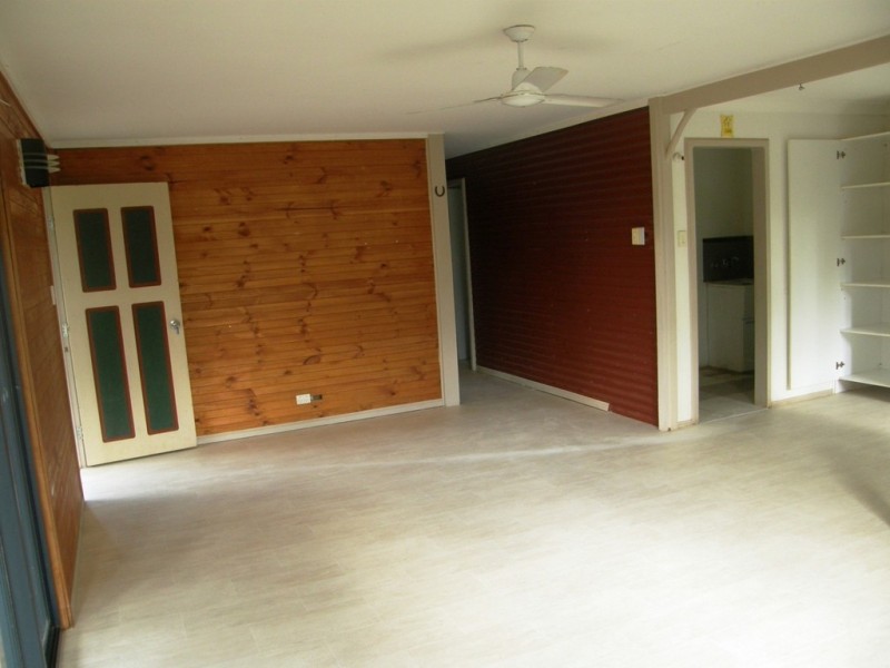 110 Whitsunday Drive, Bloomsbury QLD 4799