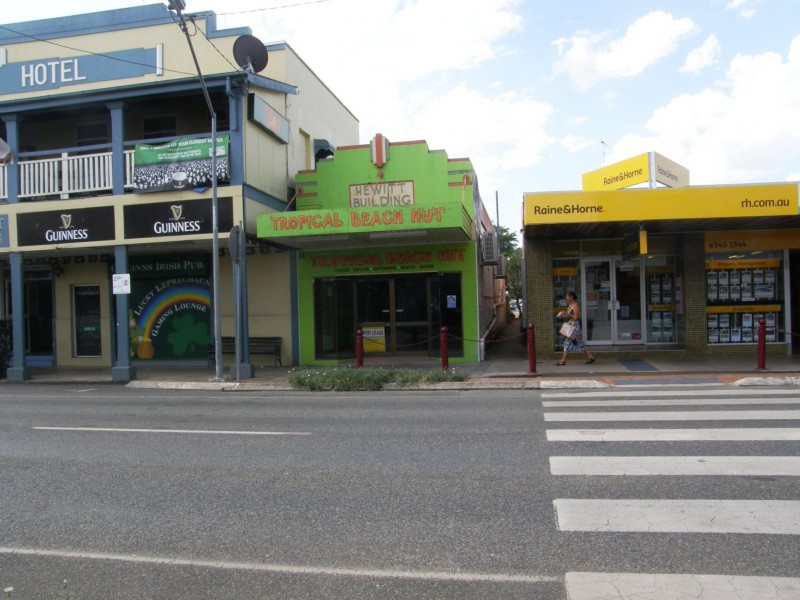 33 Main Street, Proserpine QLD 4800