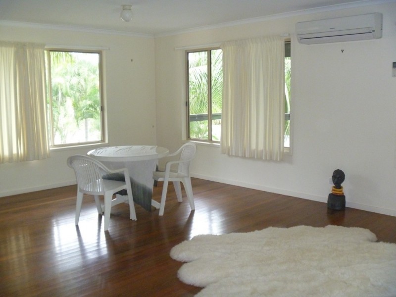 24 Stormvogel Dve, Jubilee Pocket QLD 4802