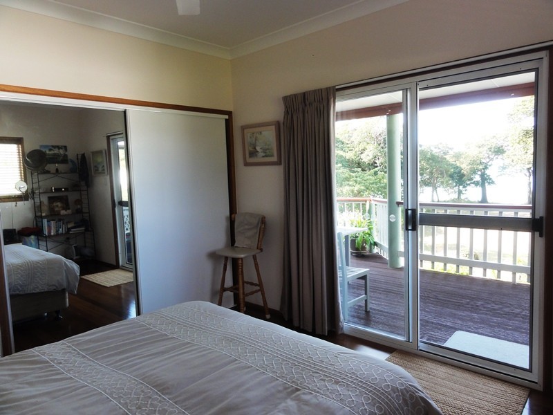 104 Gloucester Avenue, Hideaway Bay QLD 4800