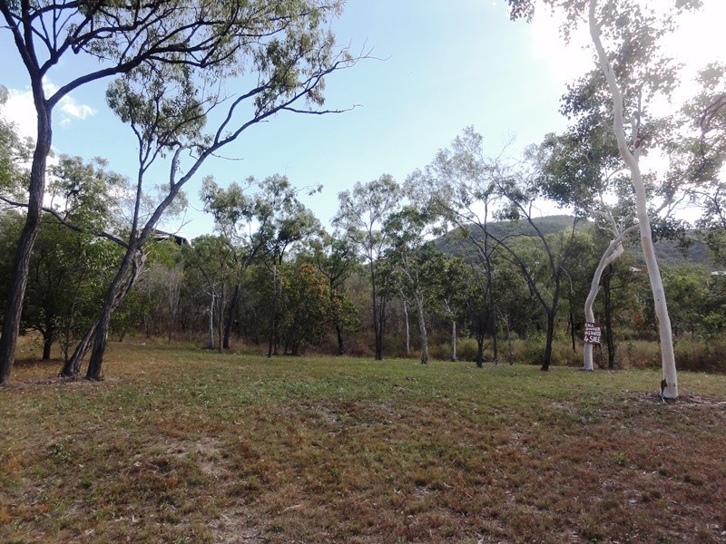 49 Gloucester Avenue, Hideaway Bay QLD 4800