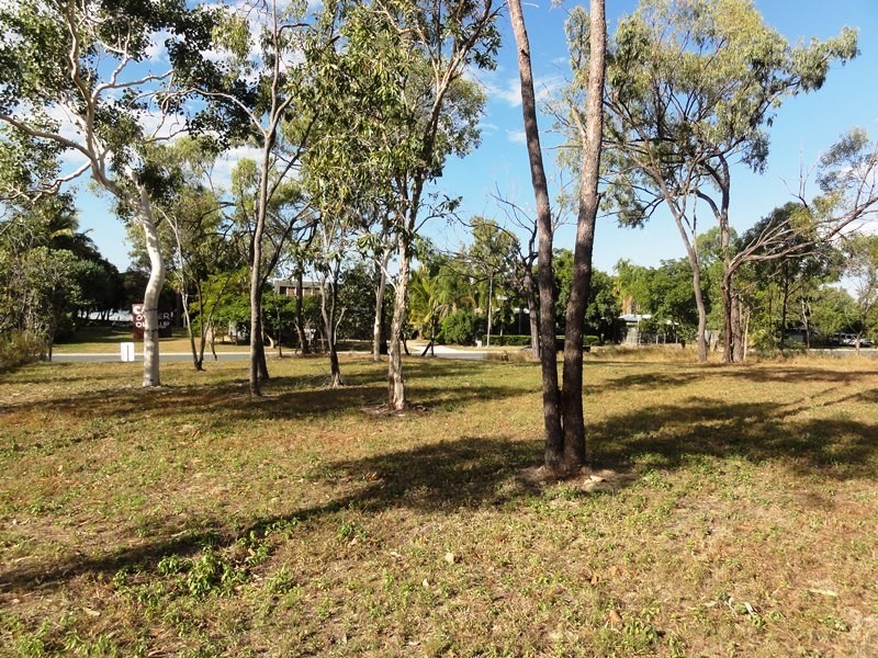 49 Gloucester Avenue, Hideaway Bay QLD 4800