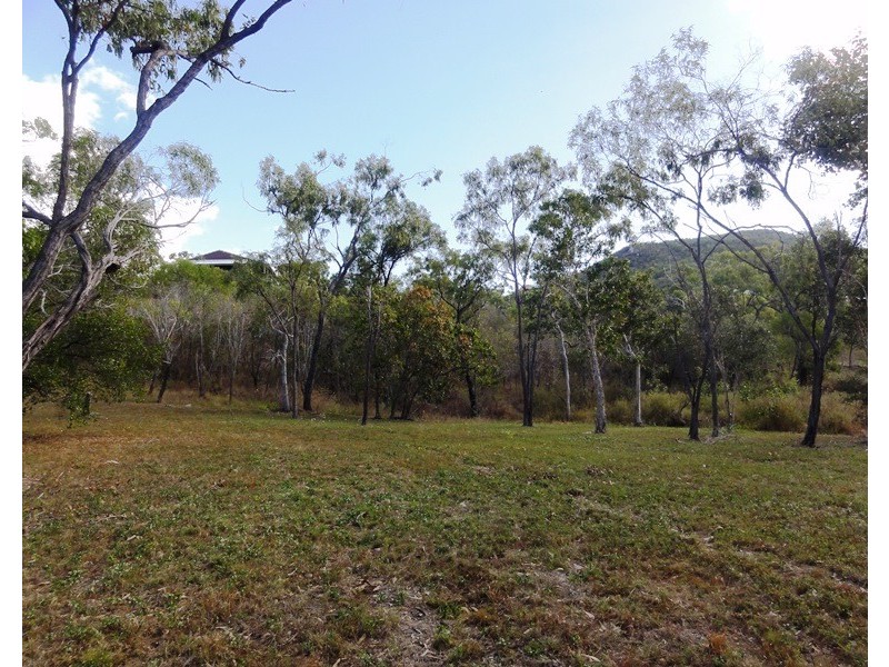 49 Gloucester Avenue, Hideaway Bay QLD 4800