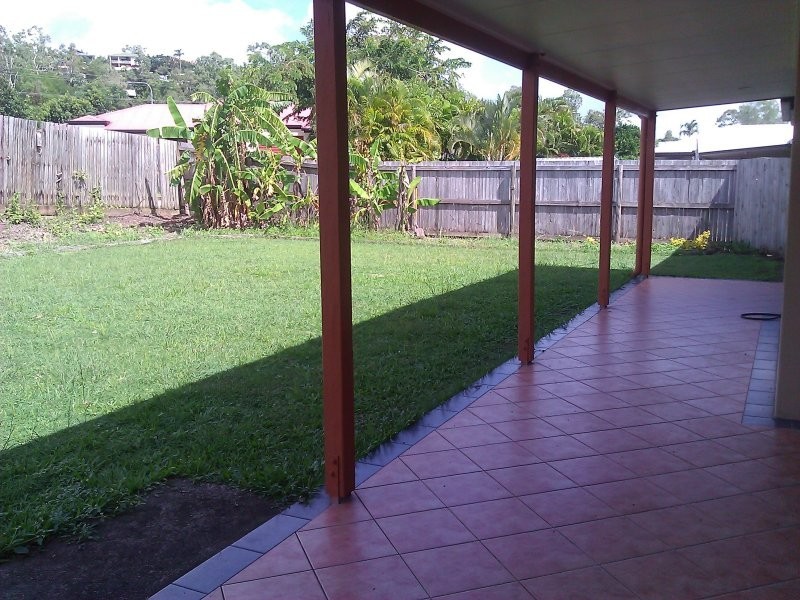 34 Banksia Crt, Cannonvale QLD 4802