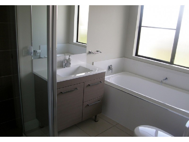 10 Cascara Street, Proserpine QLD 4800