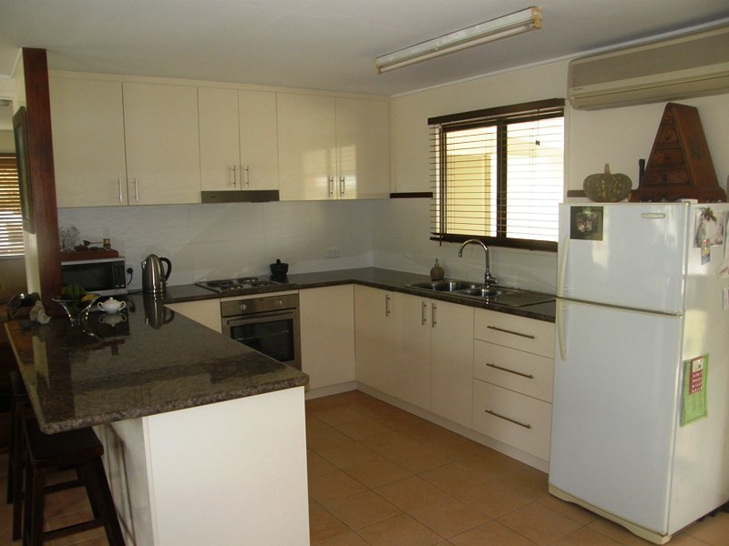 29 Bundesen Ave, Midge Point QLD 4799