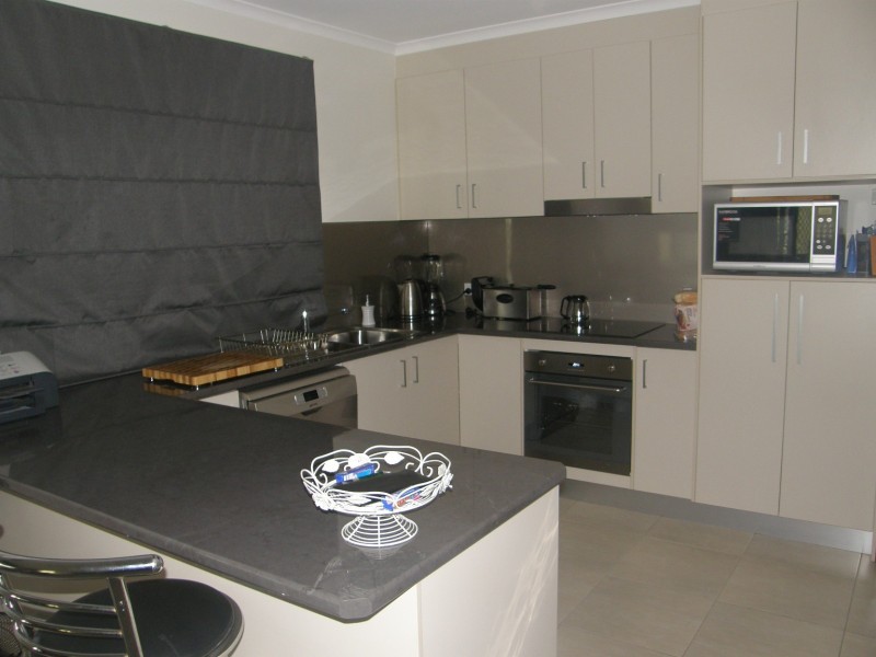 20 Honey Myrtle St, Proserpine QLD 4800