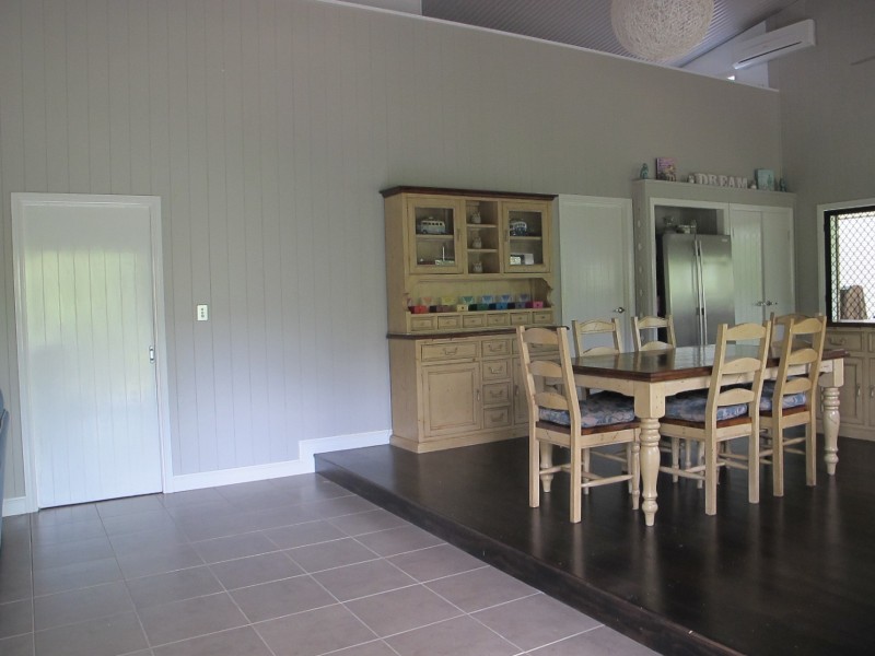 714 Conway Road, Preston QLD 4800