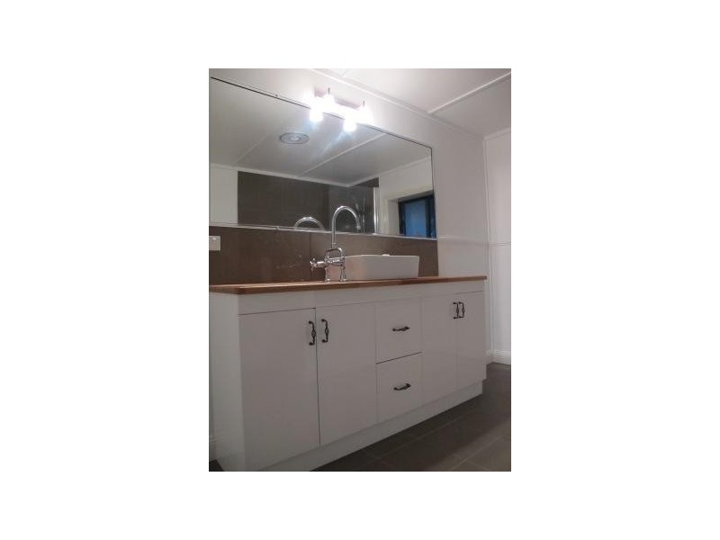 714 Conway Road, Preston QLD 4800