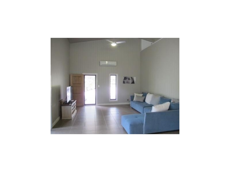 714 Conway Road, Preston QLD 4800