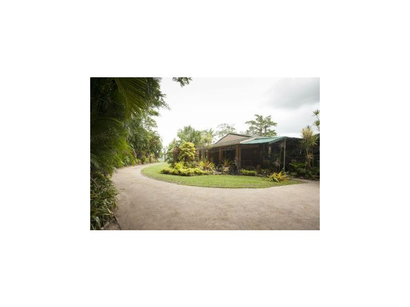 “STANEDEN HEIGHTS”, Sugarloaf QLD 4800