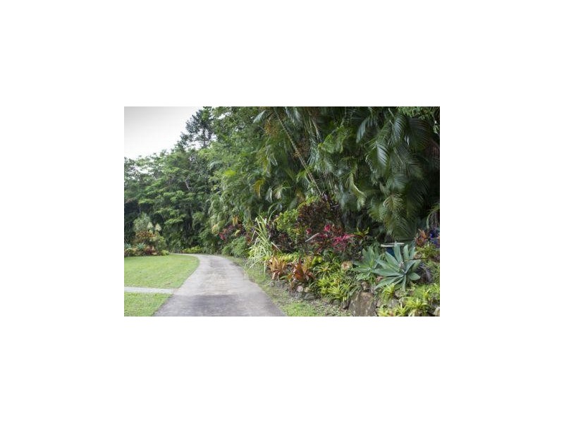 “STANEDEN HEIGHTS”, Sugarloaf QLD 4800
