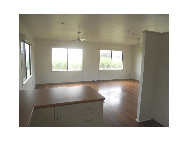 54 Hadlow Road, Proserpine QLD 4800