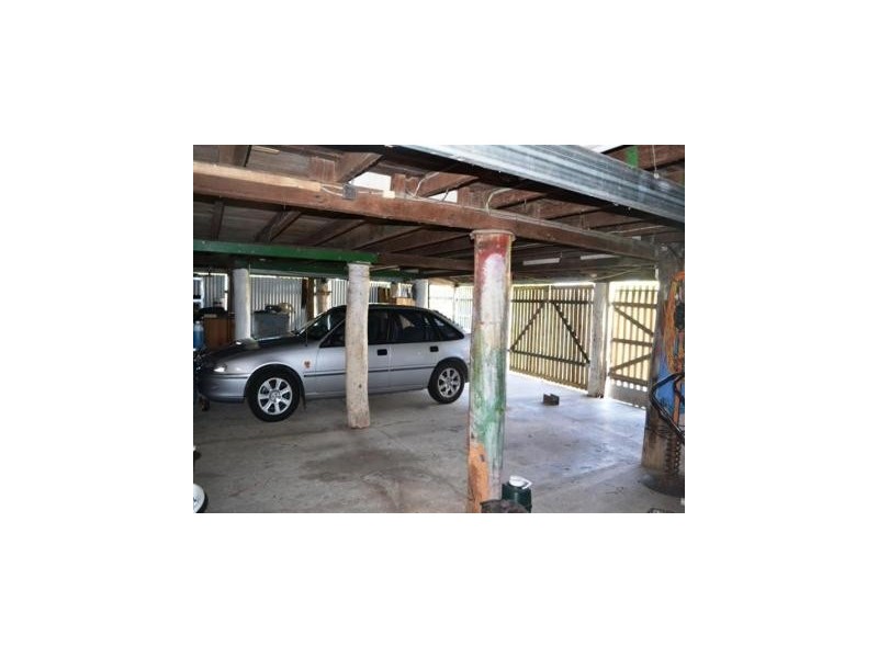 24 Faust Street, Proserpine QLD 4800