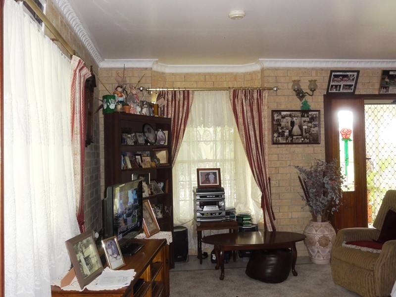 93 Gloucester Avenue, Hideaway Bay QLD 4800