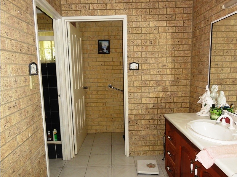 93 Gloucester Avenue, Hideaway Bay QLD 4800