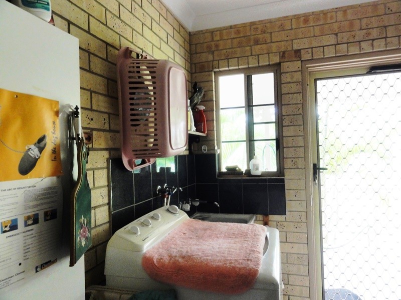 93 Gloucester Avenue, Hideaway Bay QLD 4800