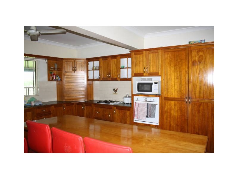 12168 Bruce Hwy, Proserpine QLD 4800