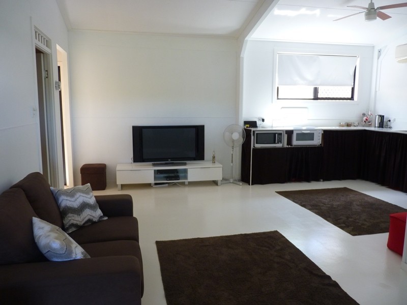 74 Pioneer Drive, Dingo Beach QLD 4800