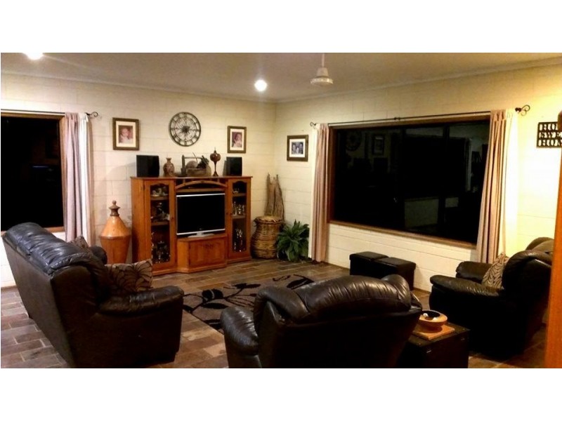 30 Gunyarra Road, Proserpine QLD 4800