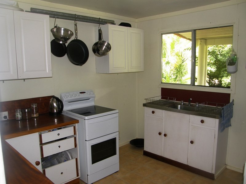 7 Sinclair St., Dittmer QLD 4800