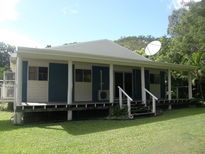 7 Sinclair St., Dittmer QLD 4800