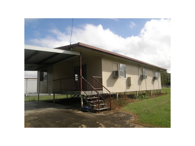 2 Hinschen Street, Proserpine QLD 4800