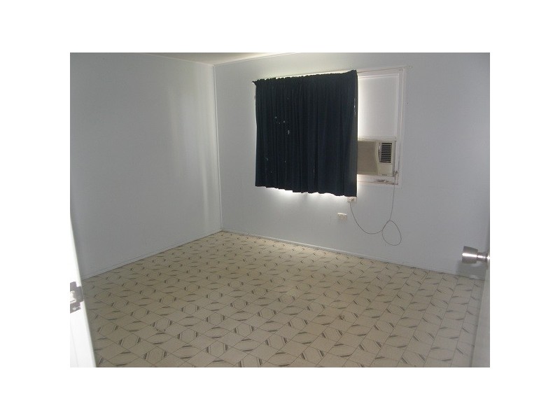 2 Hinschen Street, Proserpine QLD 4800